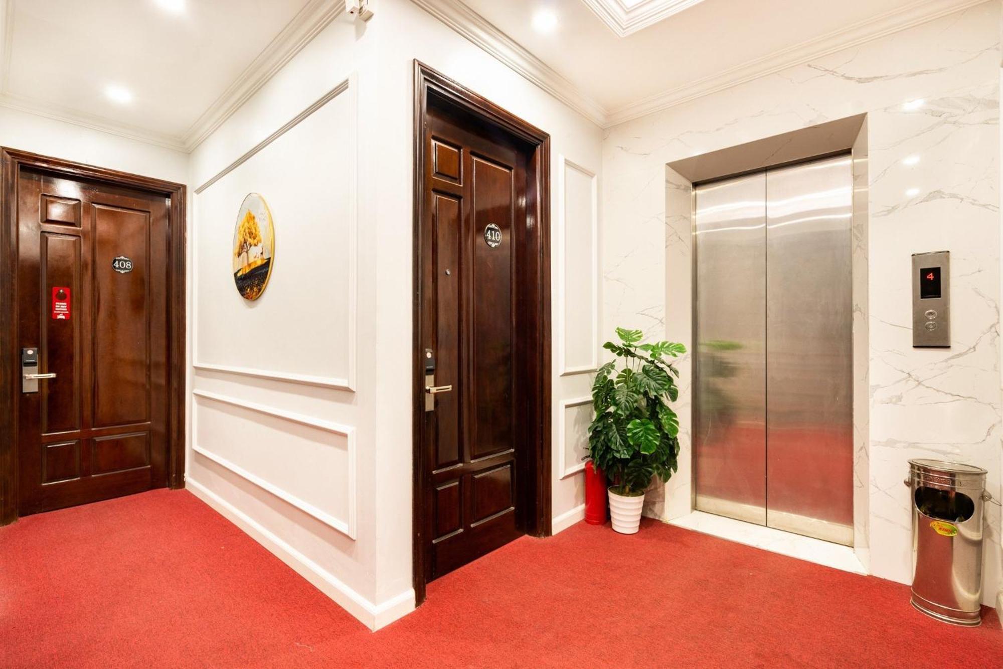 Kieu Anh Hotel - 81 Trung Kinh - By Bay Luxury Hanoi Exterior photo