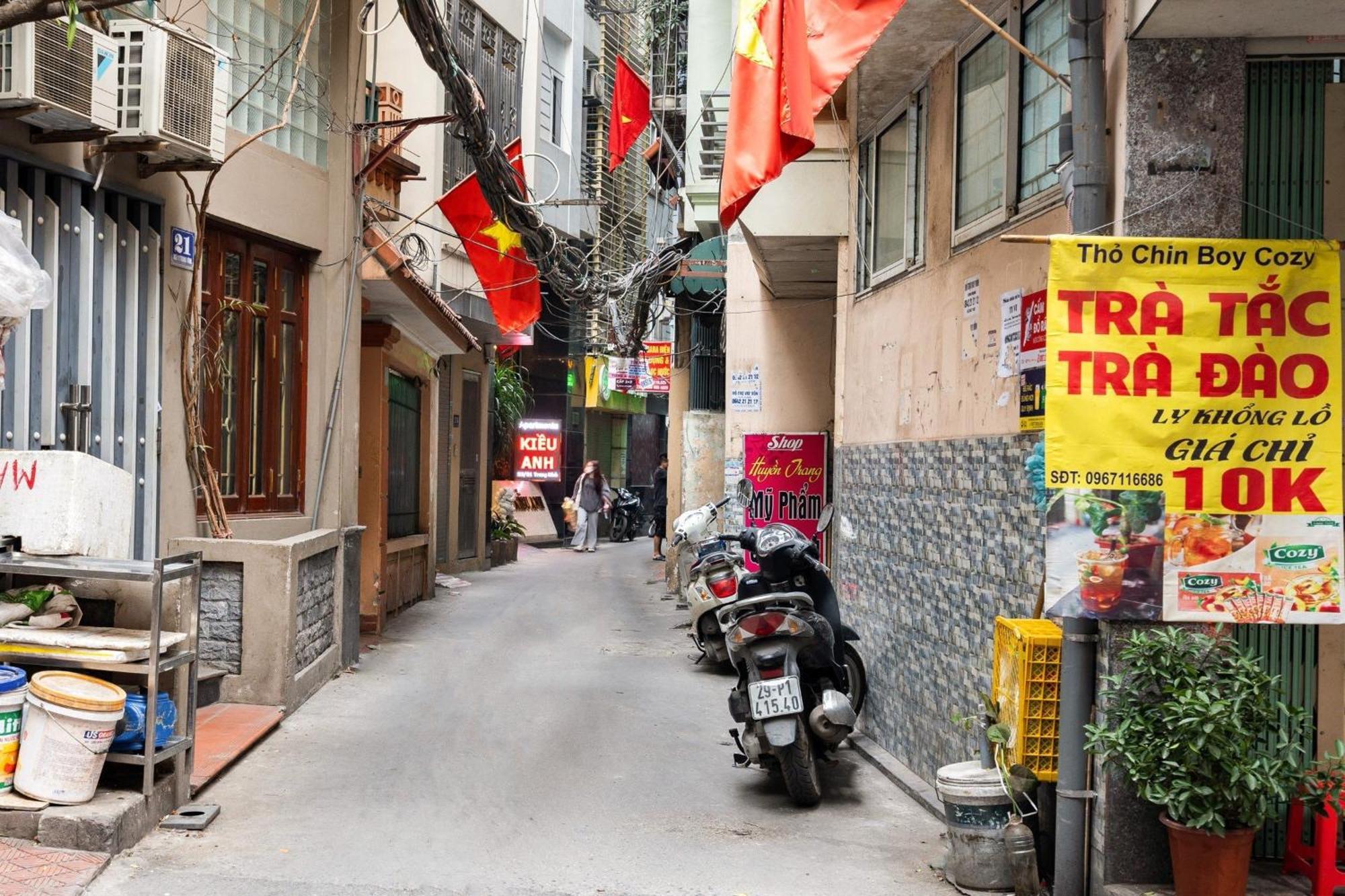Kieu Anh Hotel - 81 Trung Kinh - By Bay Luxury Hanoi Exterior photo